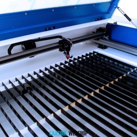 Blade table 600*400 mm